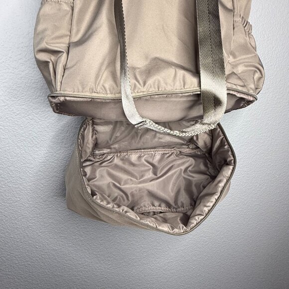 Beyond Yoga Convertible Gym Bag main image 7
